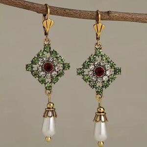 Vintage Green Crystal & Pearl Drop Earrings